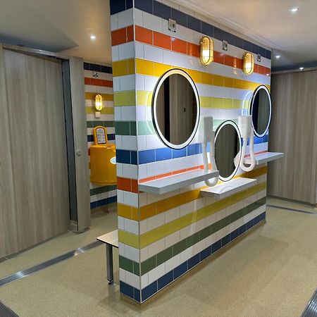 Wildflower, Premium Plus Hot Tub Lodge South Cerney Eksteriør billede